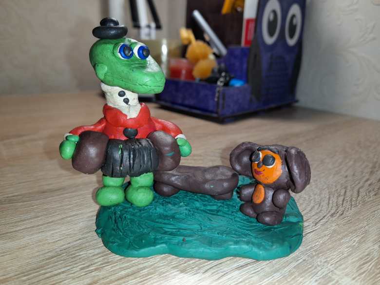 Чебурашка и крокодил Гена!